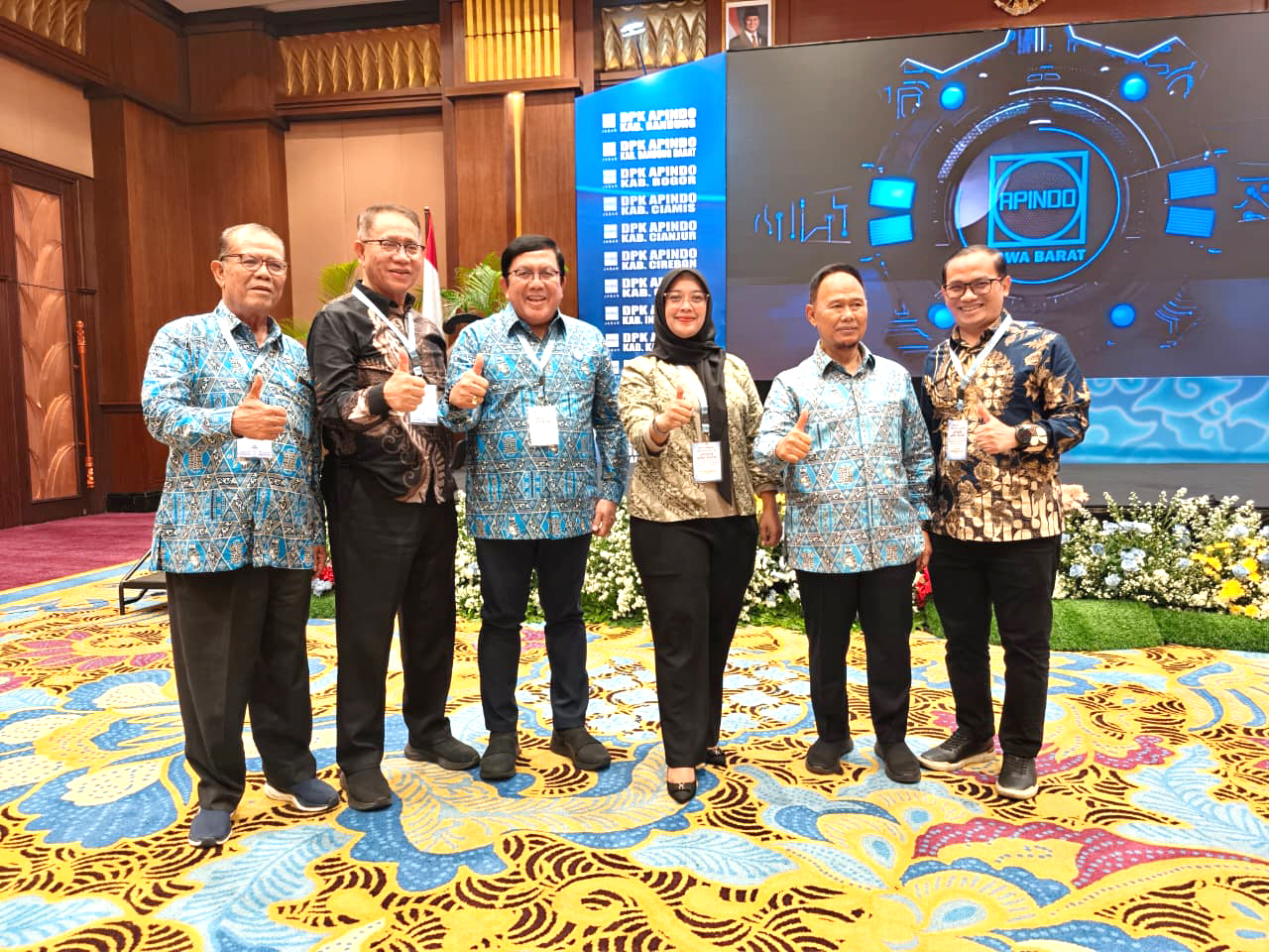 Mengikuti MUSPROV Ke - 10 DPP APINDO Provinsi Jawa Barat. ( Hari Pertama ))